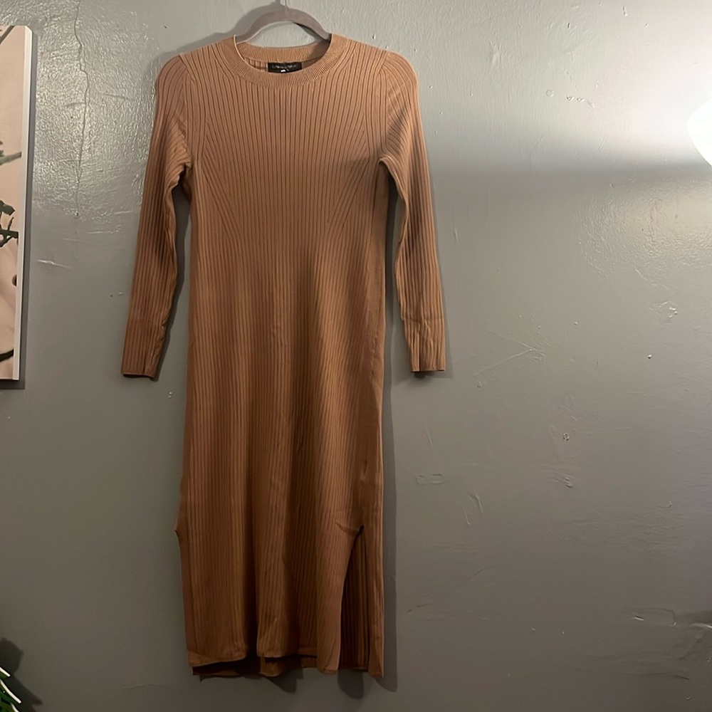 Banana Republic XS girls tan dress used